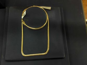 Cuban Link Chain - Yellow Gold 10k (.417) 24.6 grams 24 inch