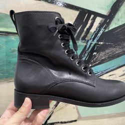 Lucky Brand 🍀 Black Leather Boots. Women Size 9