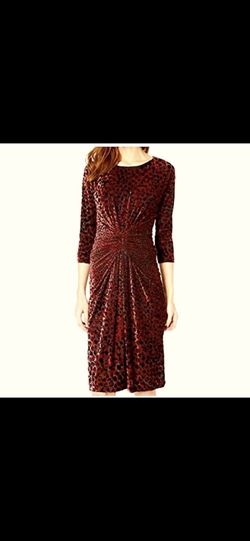 Brand New Woman’s Taylor brand Red Velvet Animal Print Long Sleeve Dress Up For Sale 