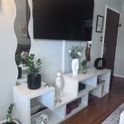 TV Stand (White)