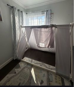 Kids Tent floor bed