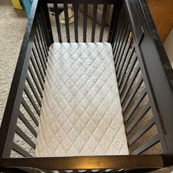 Baby Crib - Child Craft 