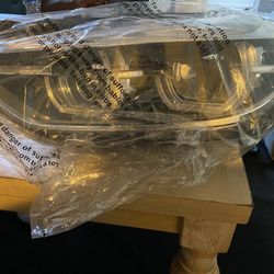 2018 BMW 3 Series LED Headlights 