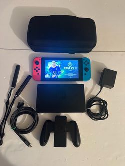 Nintendo Switch complete set w/ FIFA 22 game