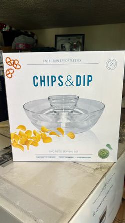 Two piece serving set