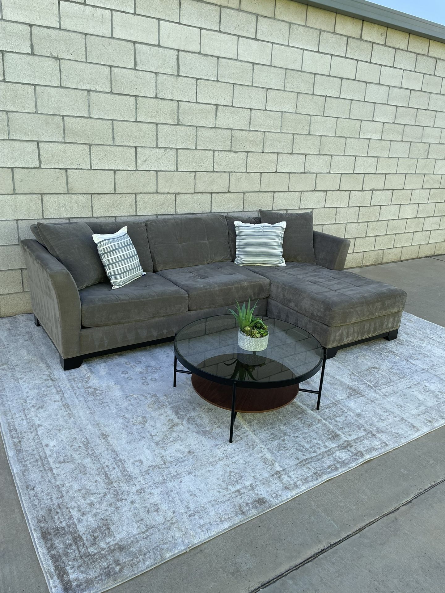 *Free Delivery* Gray Macys Sectional Couch Sofa