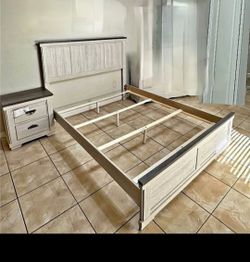 Queen size bed