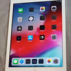 VERY Nice WHITE Apple iPad AIR WIFI with 32GB STORAGE 
