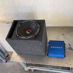 1000w Crunch Amp With 2000 Watt 10” Sub. Sounds Amazing Good Bass For A Small Space. 
