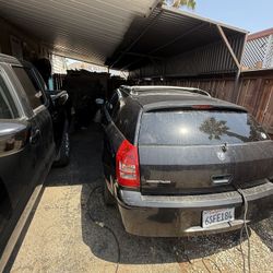 2005 Dodge Magnum