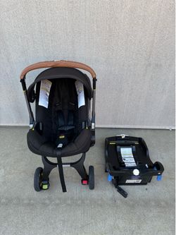 Doona stroller/ car seat