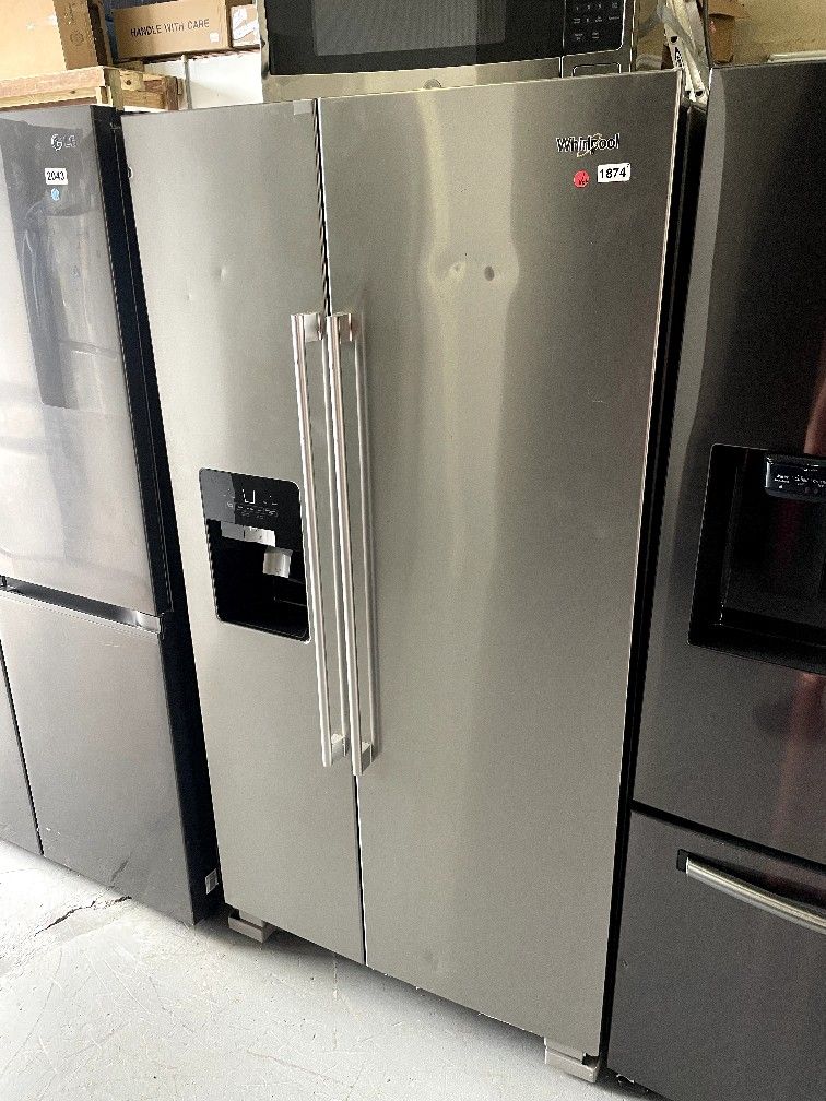 WHIRLPOOL 36” side by side refrigerator stainless steel $600