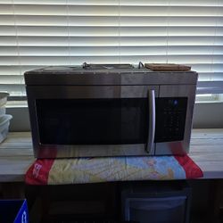 $300 OBO Over The Stove Samsung Stainless Steel Microwave, Used 