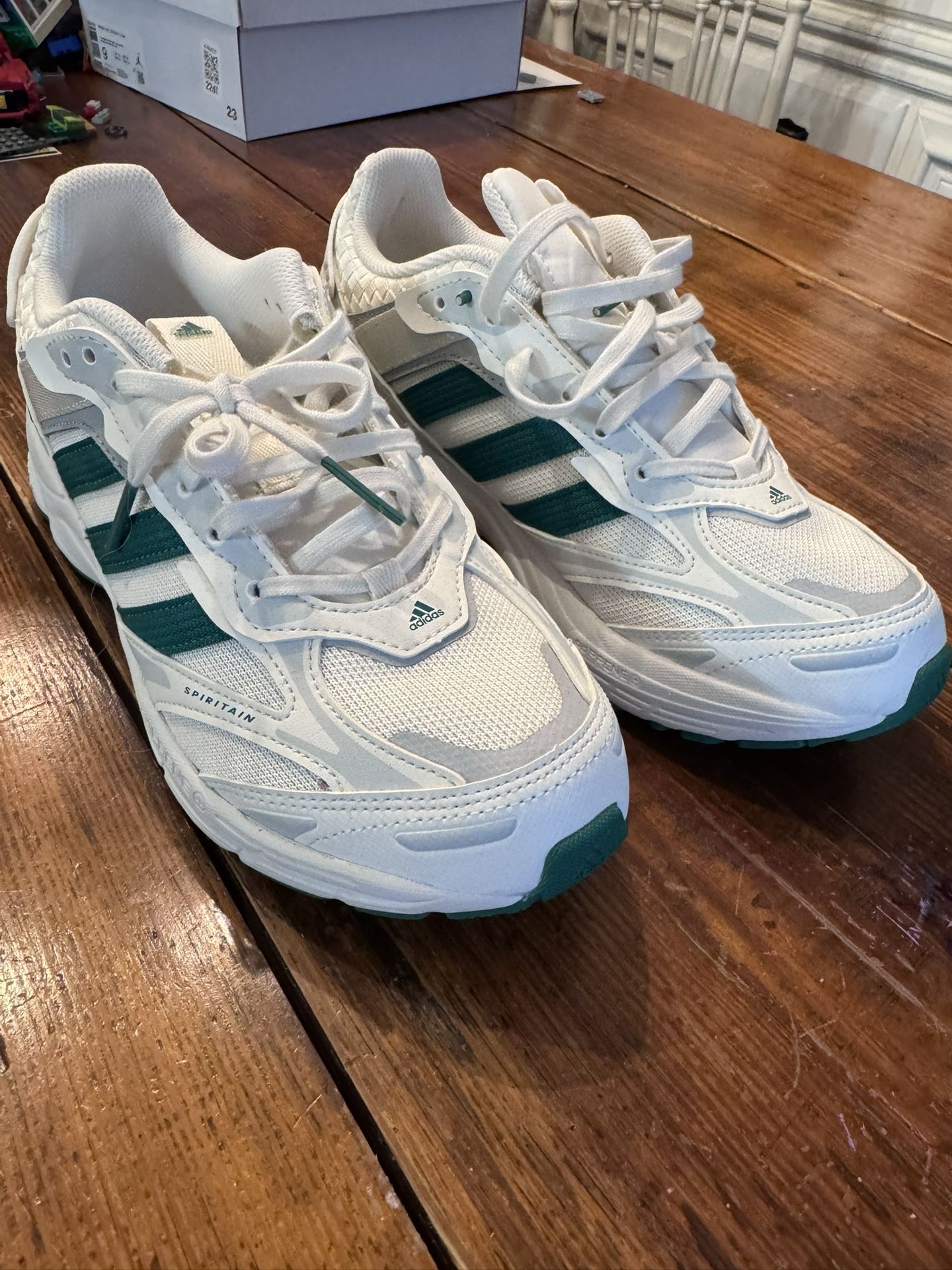 Adidas Unisex-Adult Spiritain 2000 Sneaker size 7.5