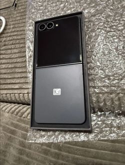 Samsung Galaxy Z Flip 8 - 512GB Graphite (T-Mobile)