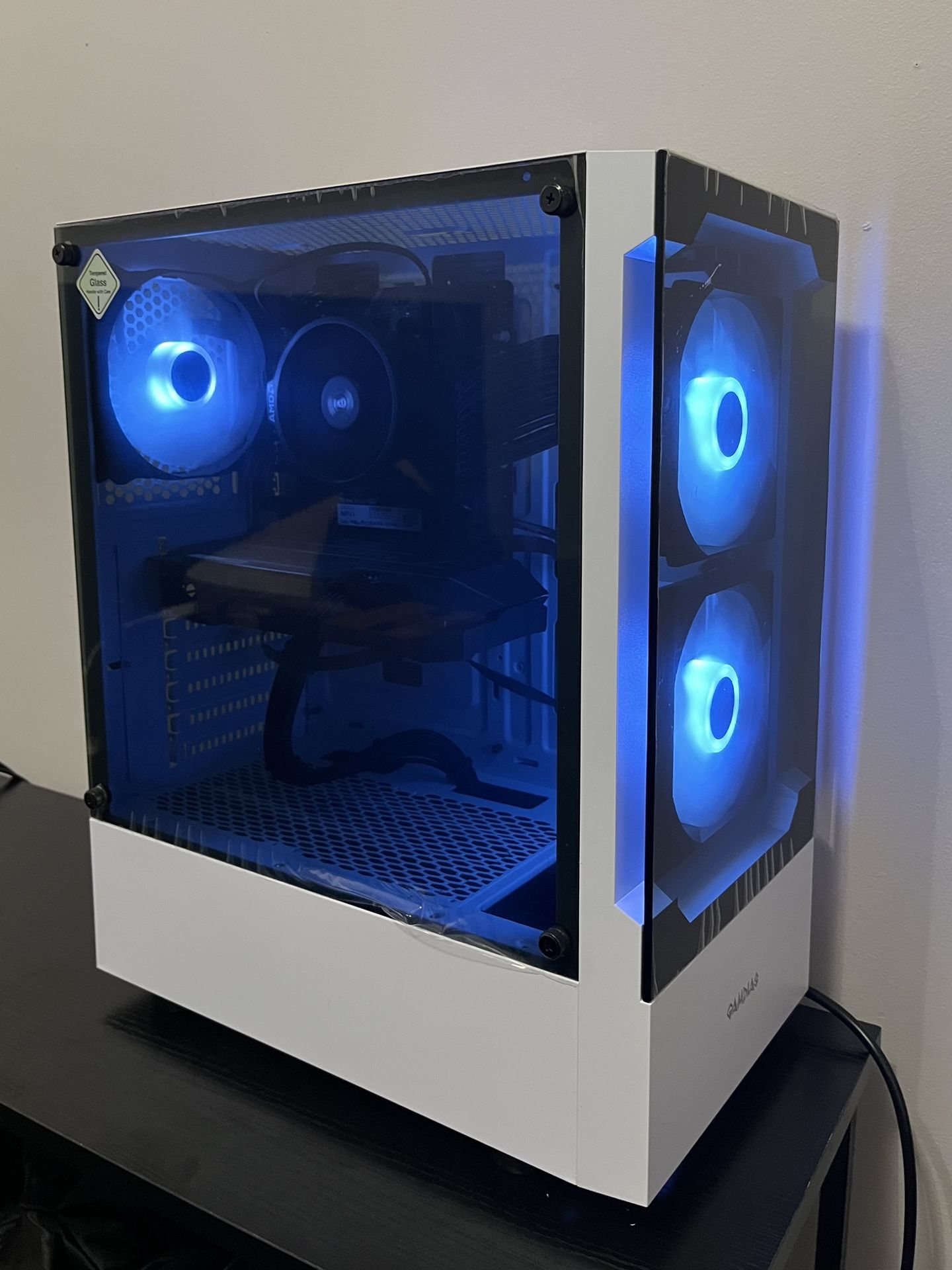 White Budget Gaming PC - 1660 Super OC 6gb, Ryzen 5 2600, Windows Installed