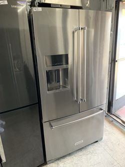 Kitchen aid French door in stainless steel