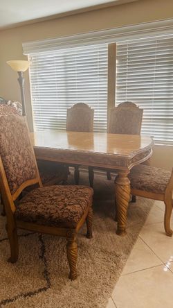Solid wood 7 piece dining table