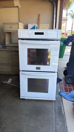 Double electric fridgidaire oven