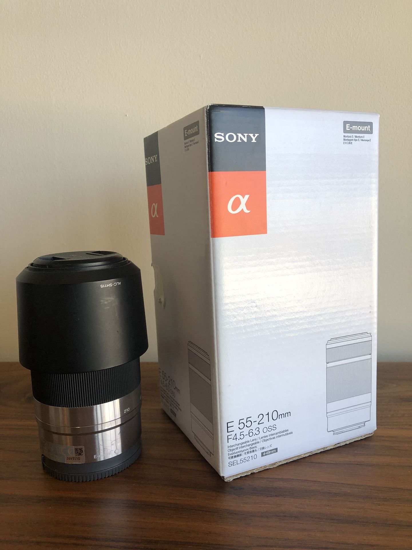 Sony E mount lens 55 - 210mm