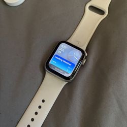 Apple Watch SE (second Generation)