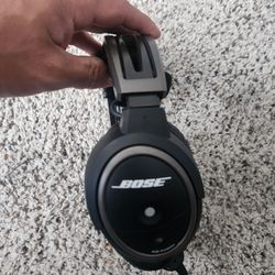 Bose A20 Aviation Headset with Bluetooth – Excellent Condition