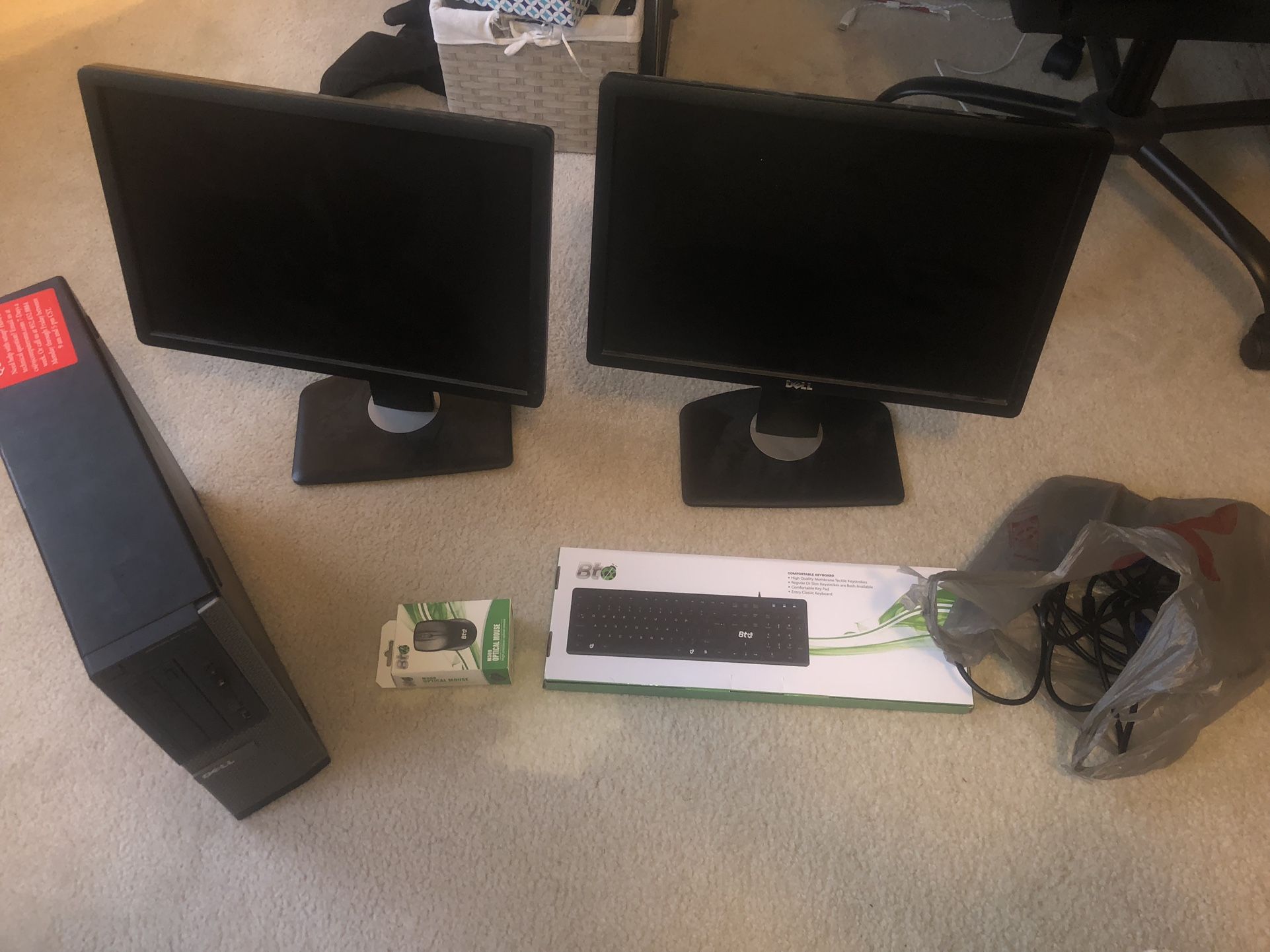 Desktop Computer Dual Mon Set Up 