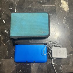 Nintendo 3ds Xl With Carrying Case