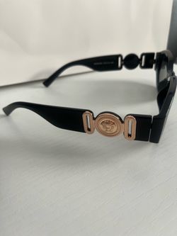 Women’s Versac.e sunglasses