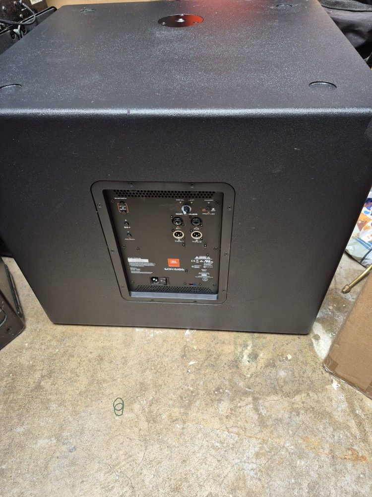 JBL eon 618 s Subwoofer (Single)