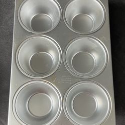 Vintage Wilton Aluminum Jumbo 6 Cup Muffin Pan