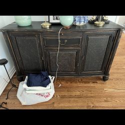 Beautiful Cabinet With Wine Rack