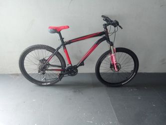 BICYCLE SPECIALIZED 21 SPEED SIZE 26 BRAND NEW