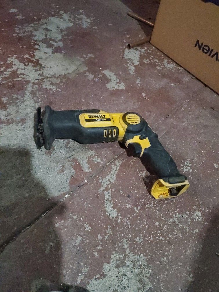 Dewalt 12v Recip Saw 