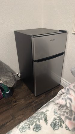 Whirlpool Mini Fridge