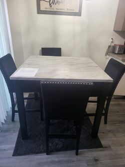 Dinning table