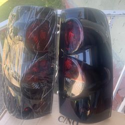 Silverado 03-06 new Smoke Tailights 