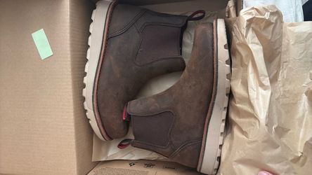 Red wing