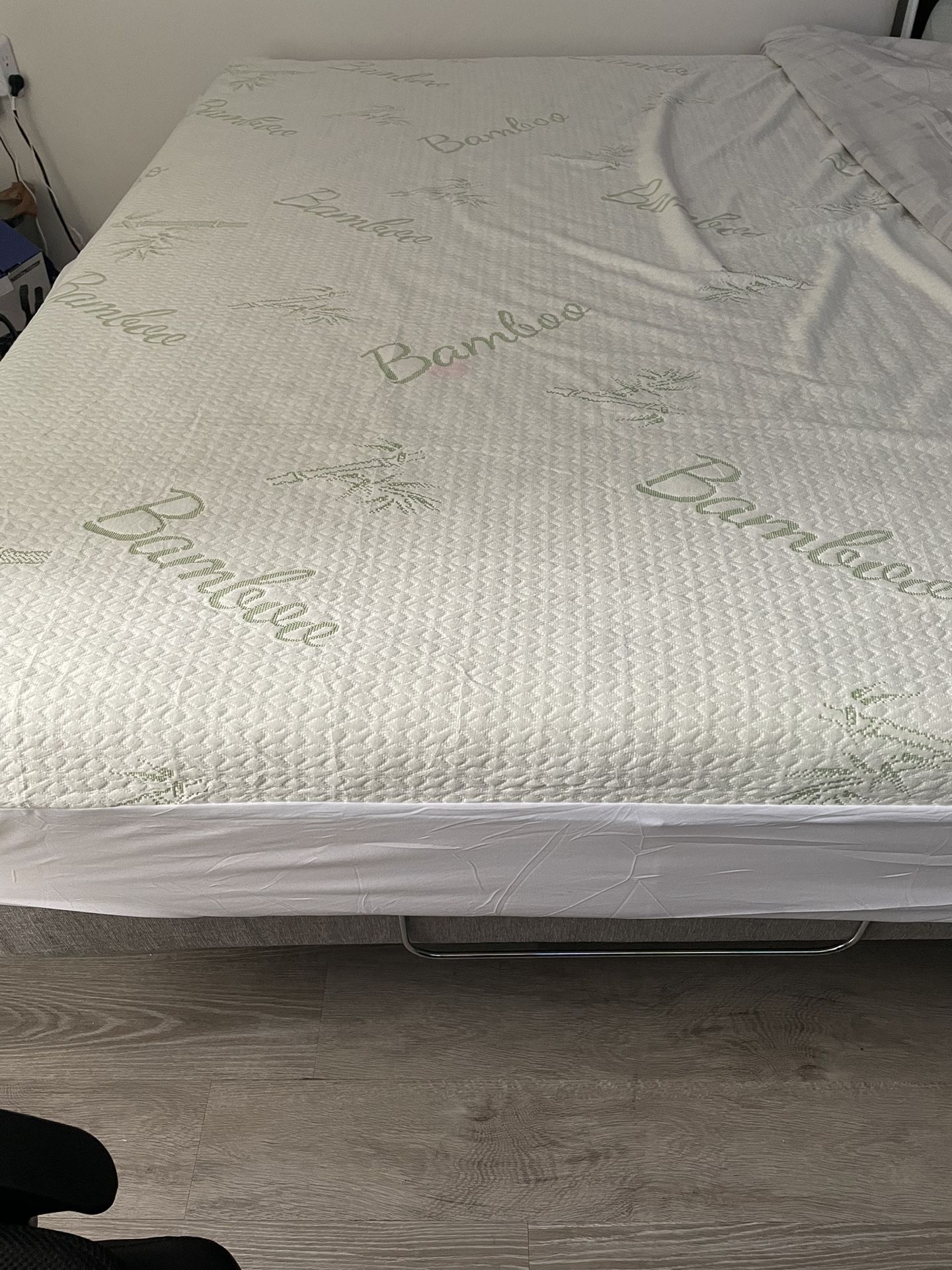 Queen Tempur-pedic Mattress