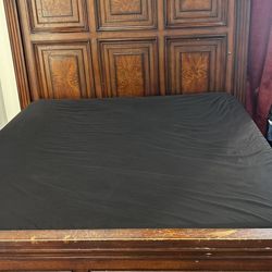 Queen Size Wood Bed Frame with Headboard