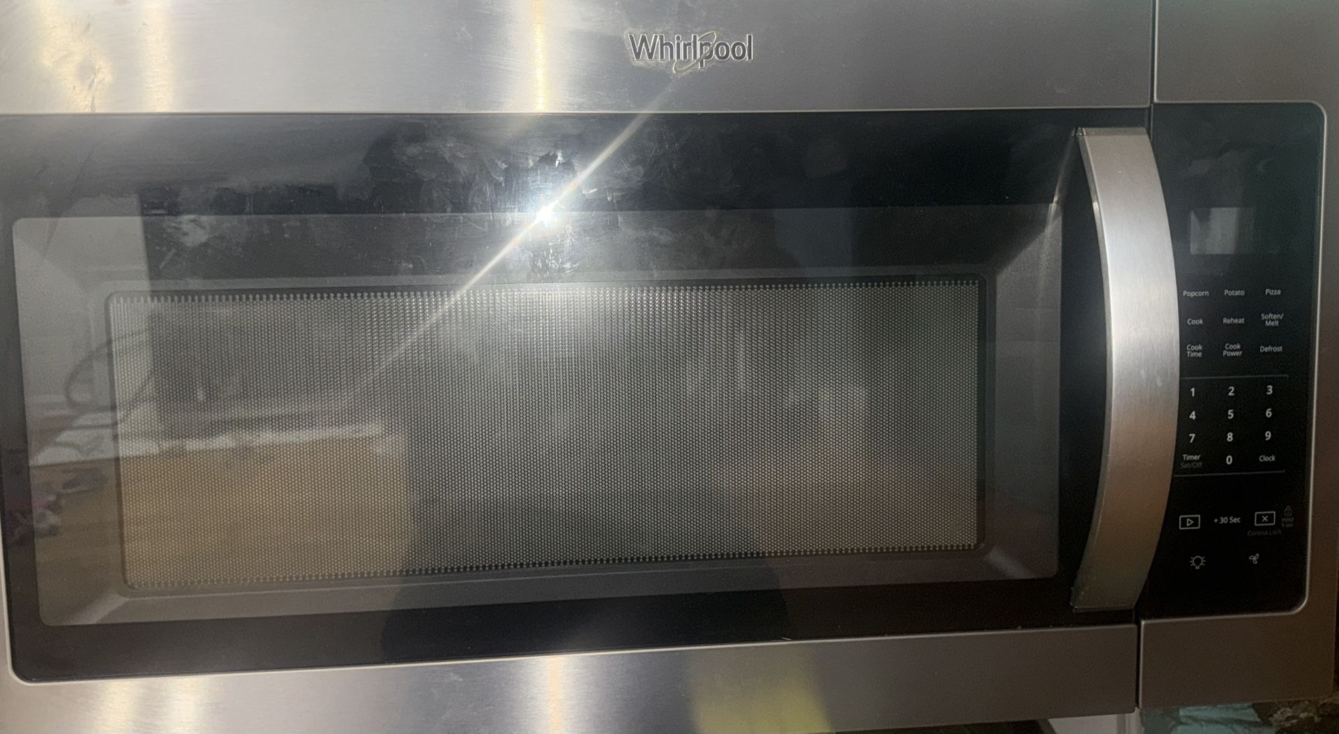 Whirlpool Over-the-Range Microwave – 1.7 cu ft – Works Great