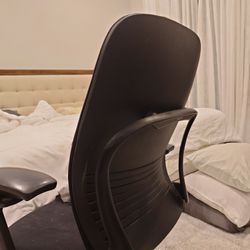 Steelcase Leap V2