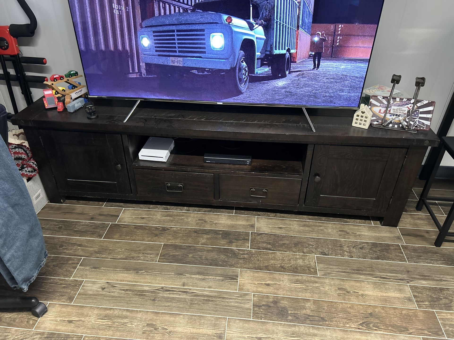 Tv Stand