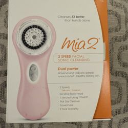 Clarisonic Mia 2 NEW in Box 