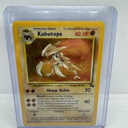 Holographic Kabutops Pokémon Card