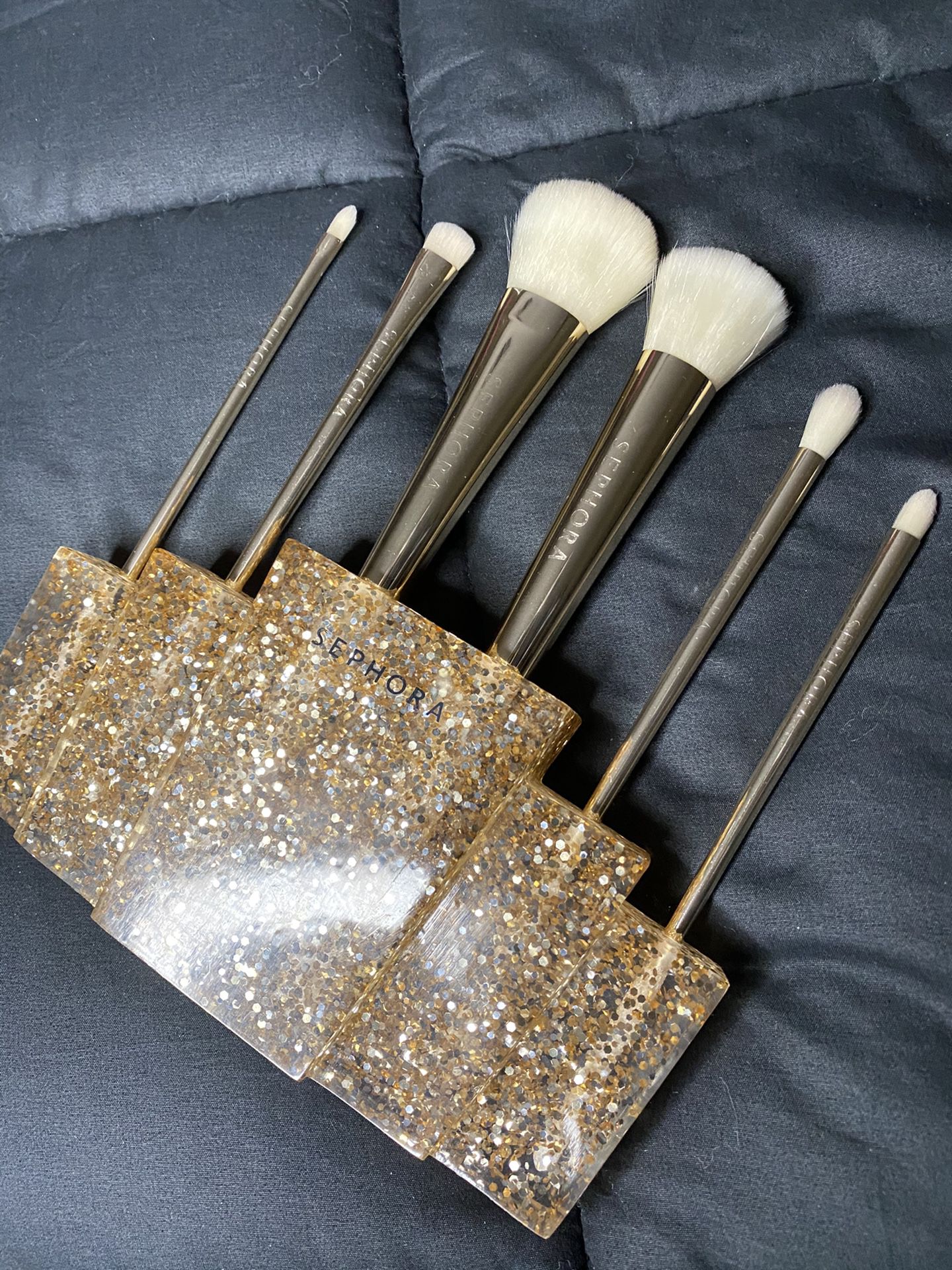 Sephora Gold Glitter Limited Edition Six Brush Set (Value of $125)