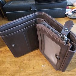 TRIFOLD WALLET