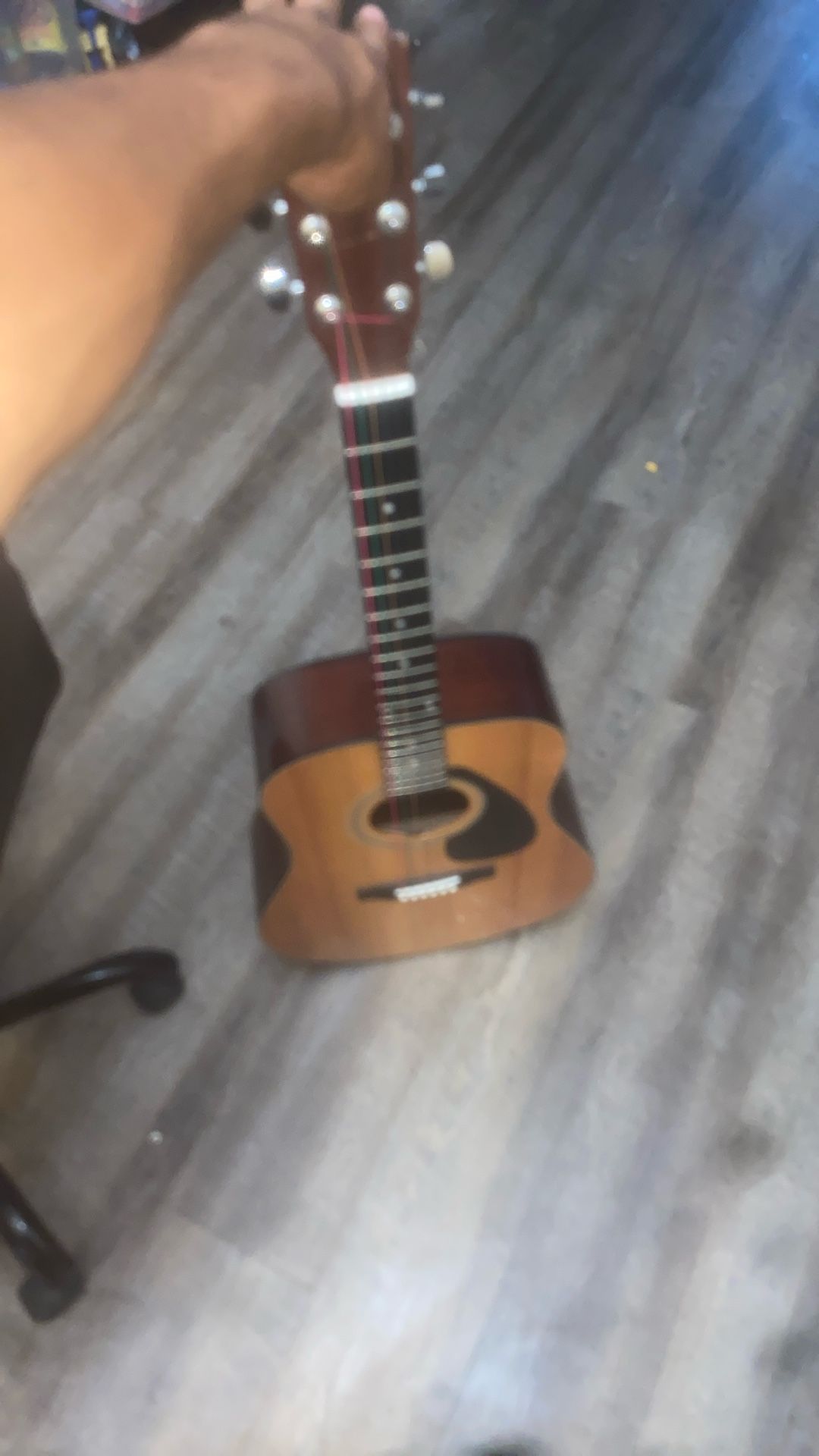 Yamaha Guitar