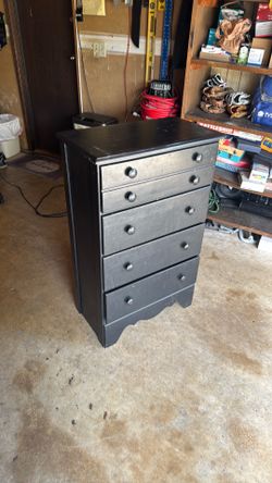 Dresser