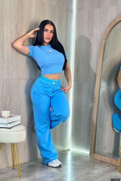 Alo Yoga Blue Crop Top and Sweatpants Set